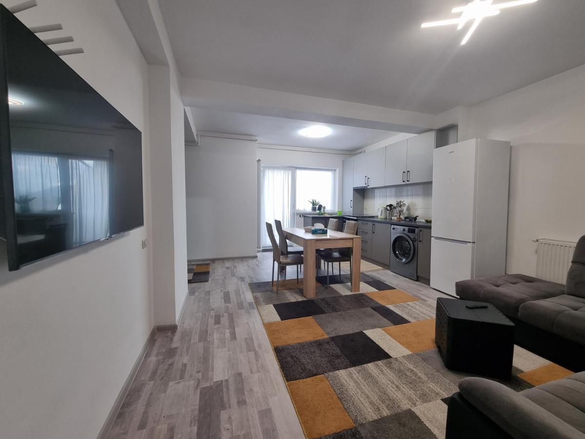 Appartement Sorinapartament à Braşov Extérieur photo